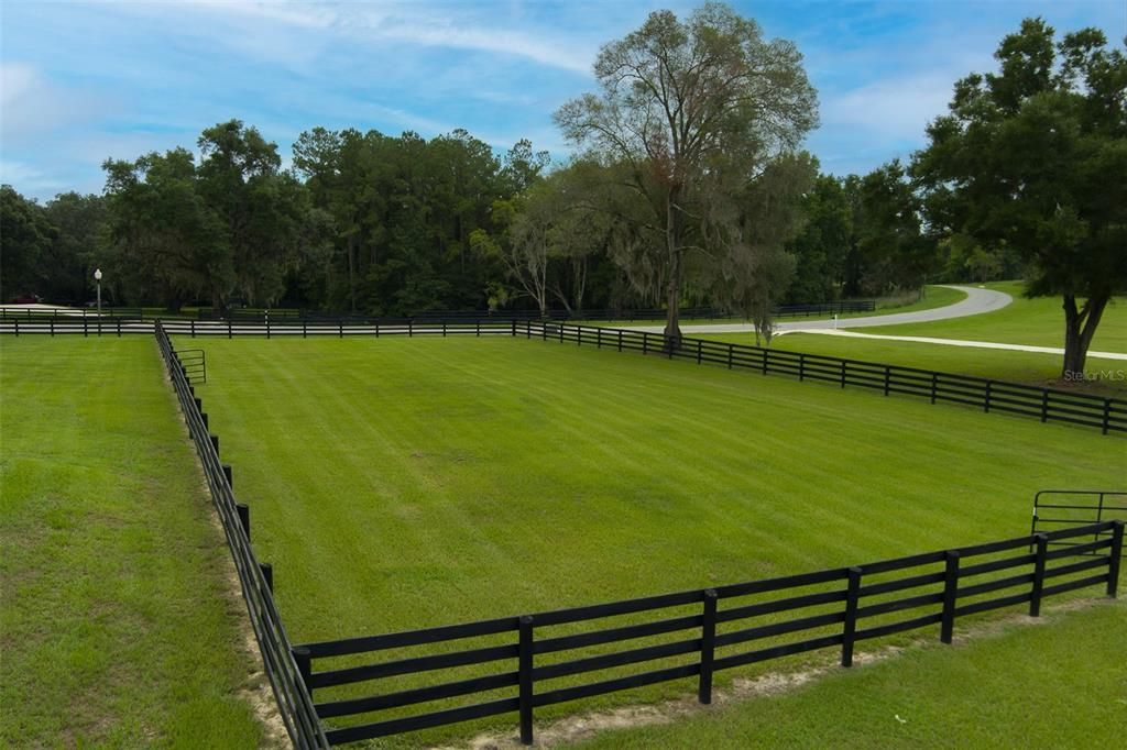 For Sale: $1,245,000 (4 beds, 2 baths, 2502 Square Feet)