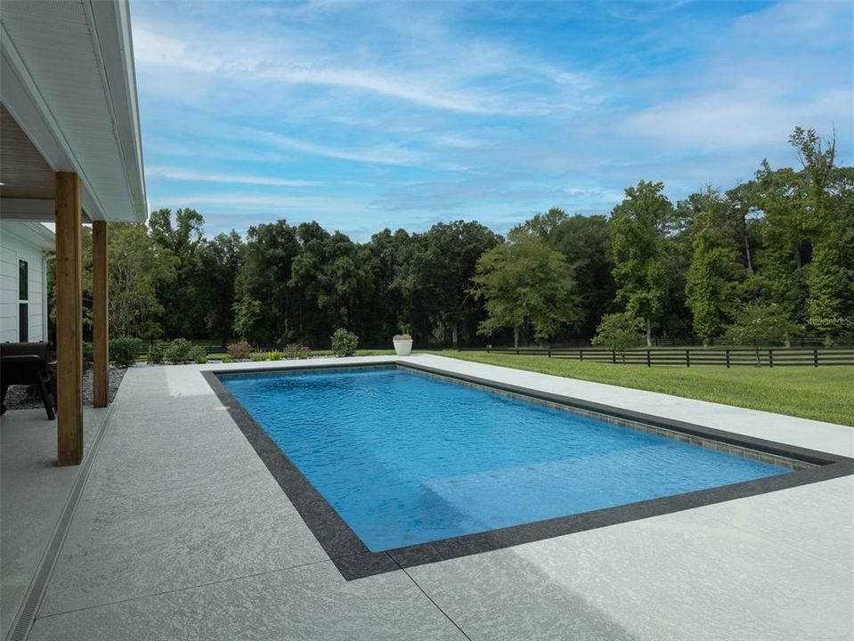 For Sale: $1,245,000 (4 beds, 2 baths, 2502 Square Feet)