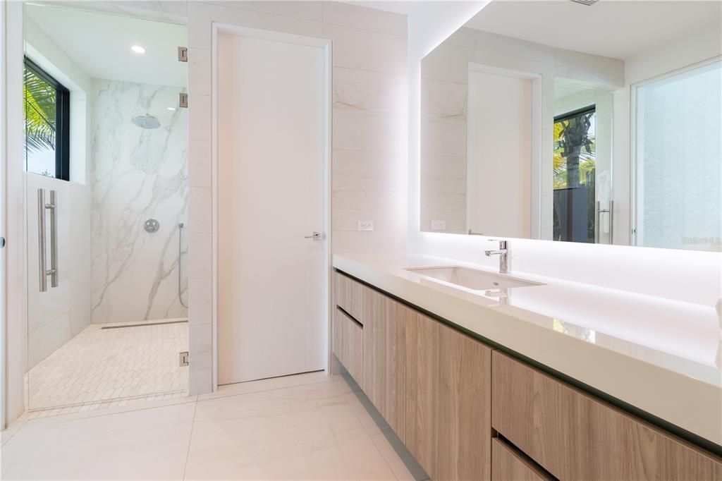 待售: $12,950,000 (5 贝兹, 8 浴室, 8301 平方英尺)