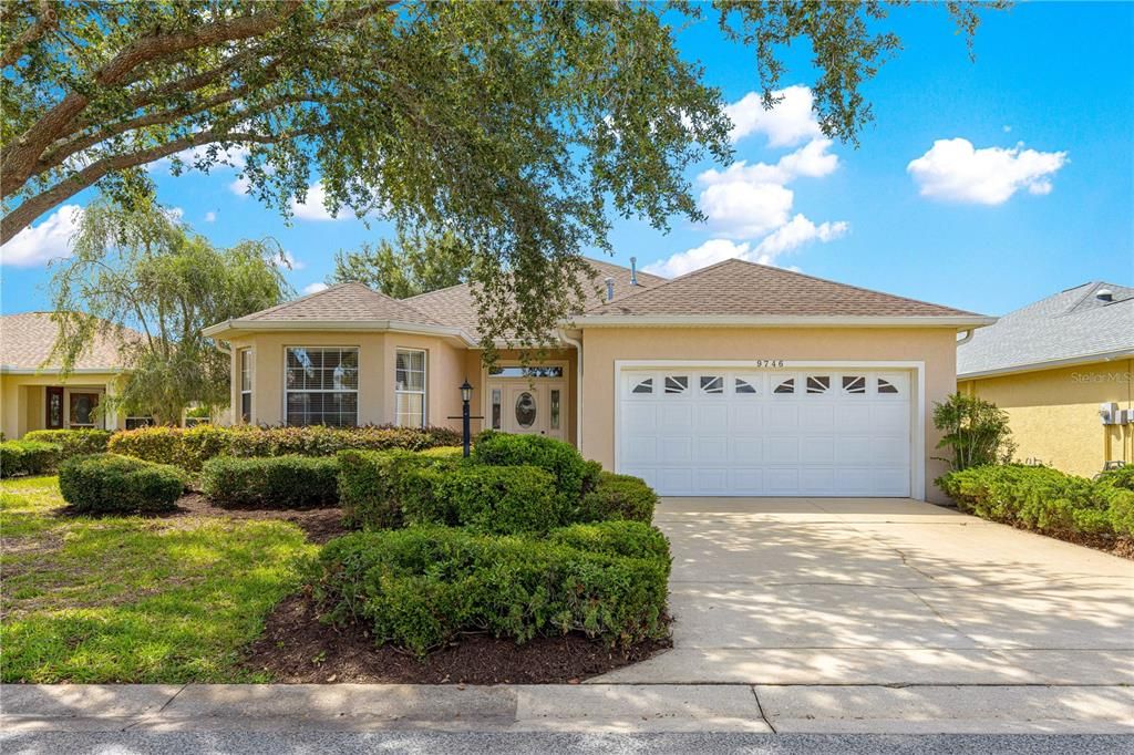 Active With Contract: $219,999 (2 beds, 2 baths, 1660 Square Feet)