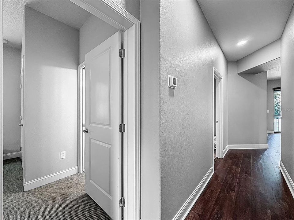 合同活跃: $998,900 (5 贝兹, 4 浴室, 3824 平方英尺)