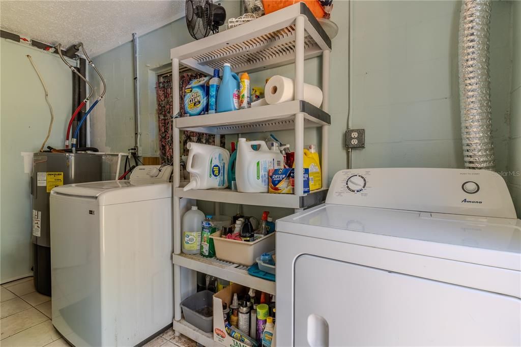 For Sale: $244,900 (2 beds, 2 baths, 1742 Square Feet)