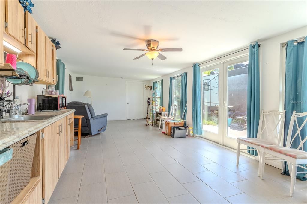 For Sale: $244,900 (2 beds, 2 baths, 1742 Square Feet)