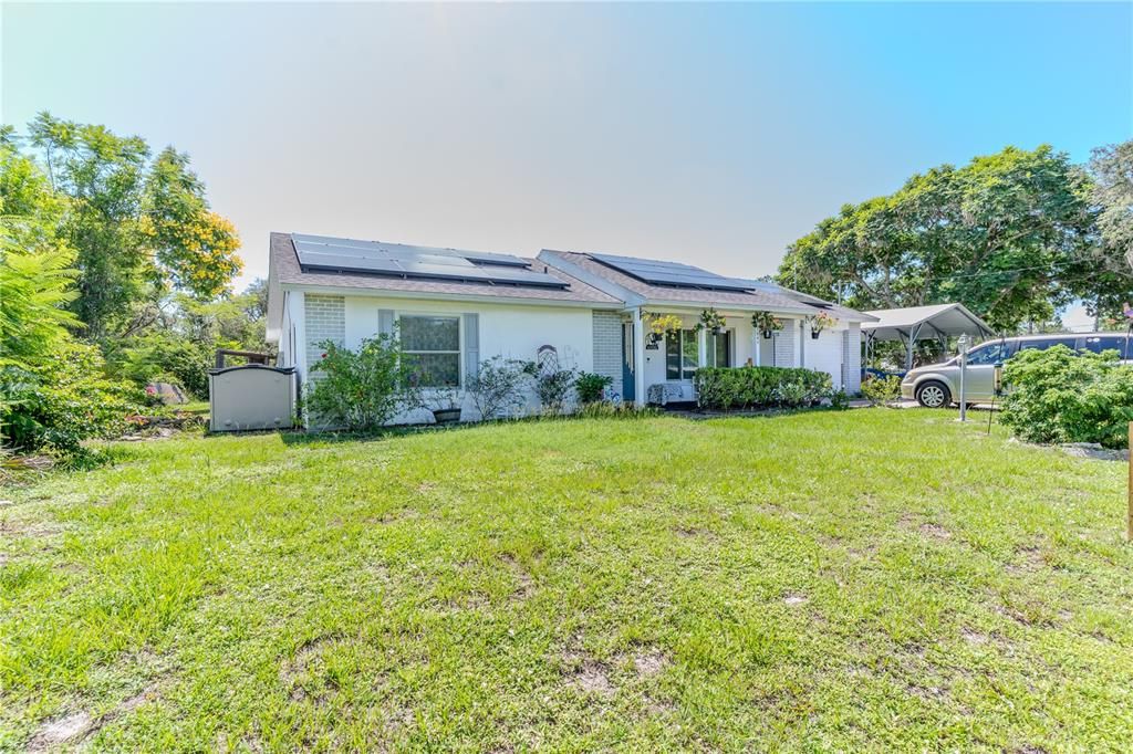 For Sale: $244,900 (2 beds, 2 baths, 1742 Square Feet)