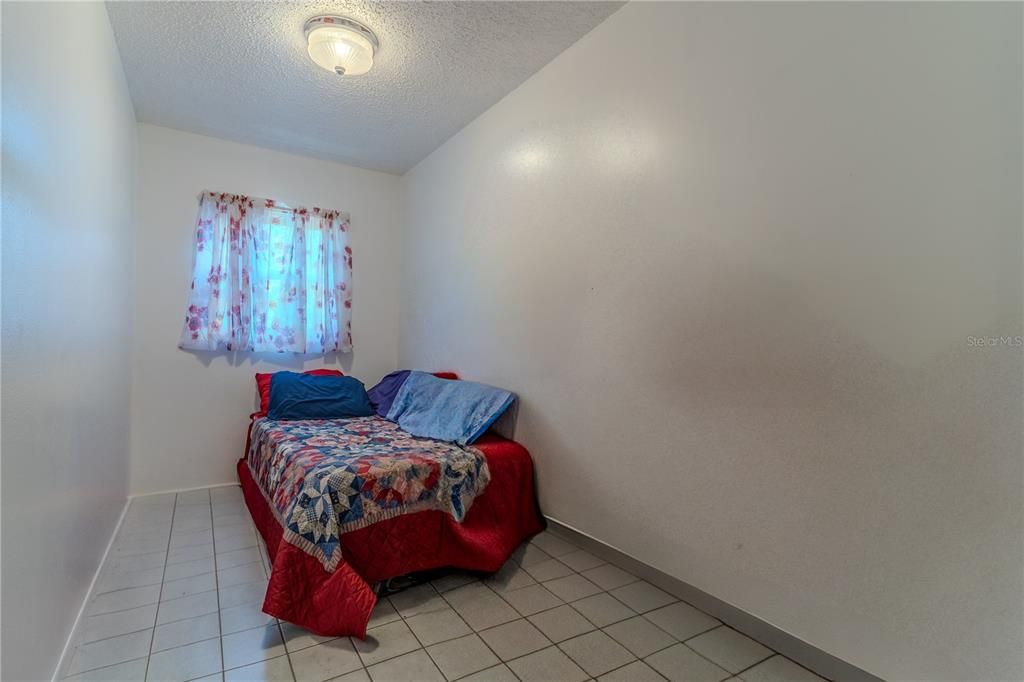 For Sale: $244,900 (2 beds, 2 baths, 1742 Square Feet)