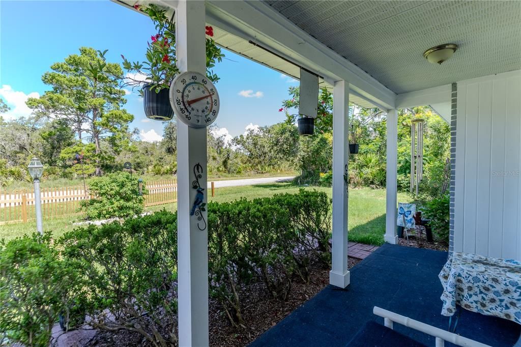 For Sale: $244,900 (2 beds, 2 baths, 1742 Square Feet)