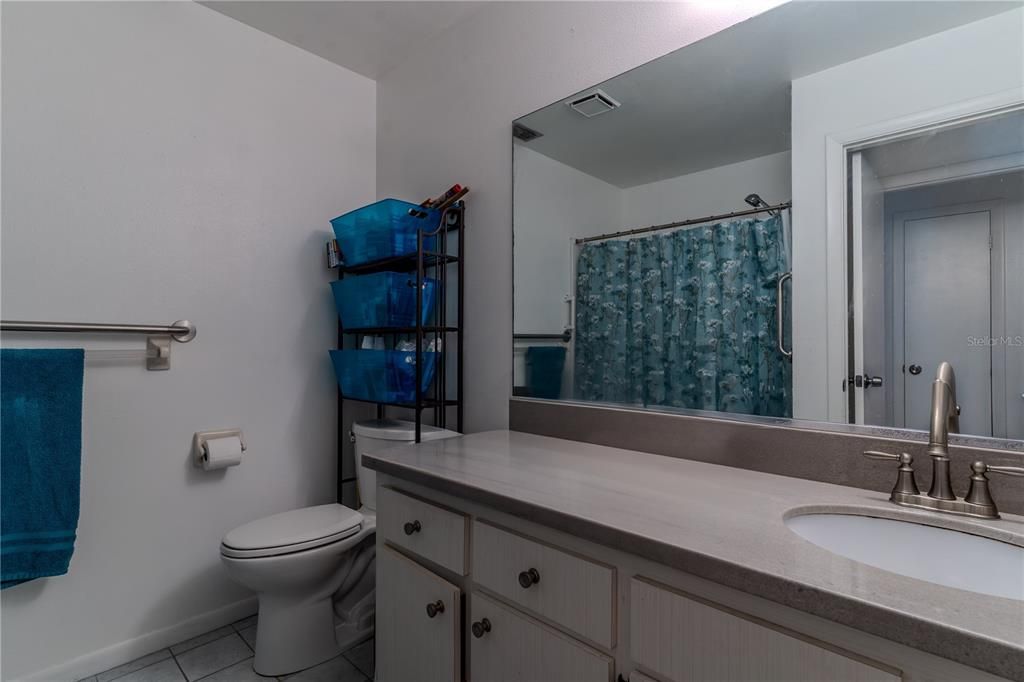 For Sale: $244,900 (2 beds, 2 baths, 1742 Square Feet)
