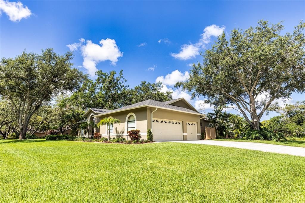 En Venta: $664,900 (3 camas, 2 baños, 2248 Pies cuadrados)