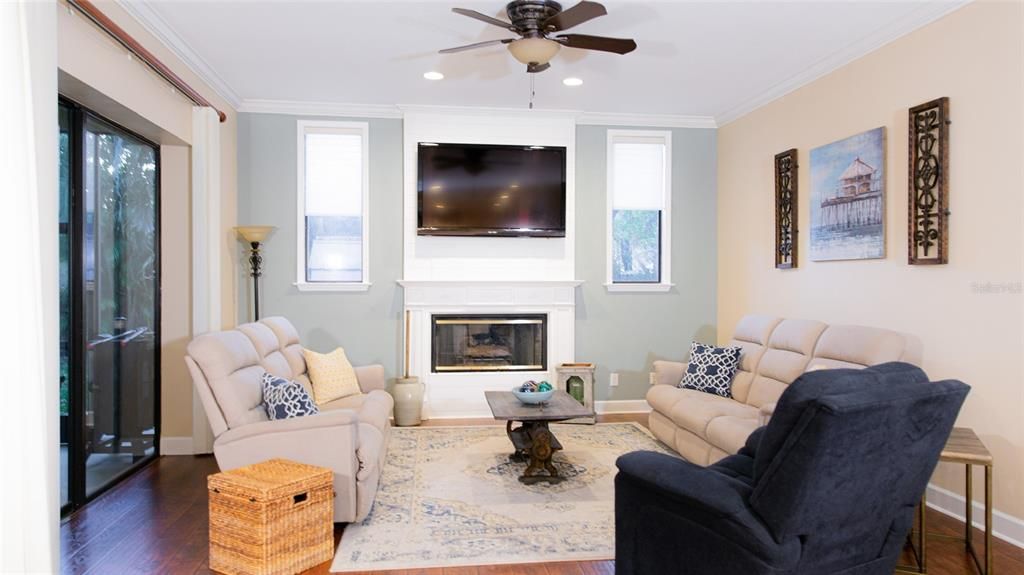 En Venta: $664,900 (3 camas, 2 baños, 2248 Pies cuadrados)