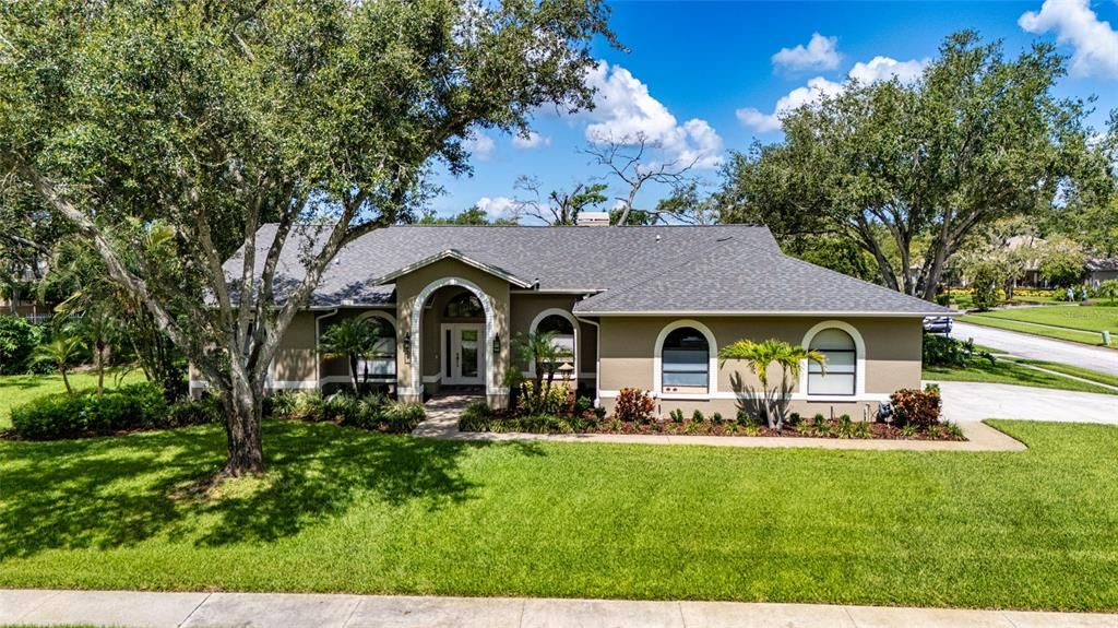 En Venta: $664,900 (3 camas, 2 baños, 2248 Pies cuadrados)