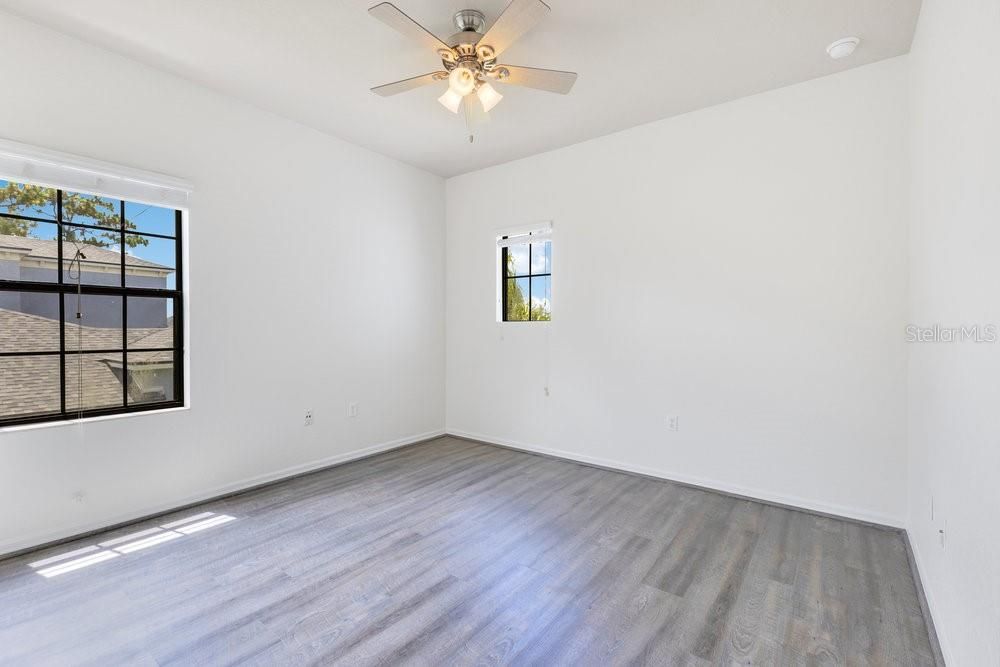 For Sale: $300,000 (3 beds, 2 baths, 1626 Square Feet)