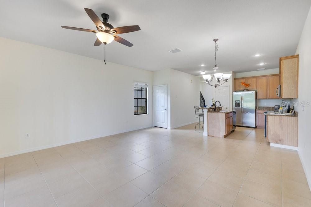 For Sale: $300,000 (3 beds, 2 baths, 1626 Square Feet)