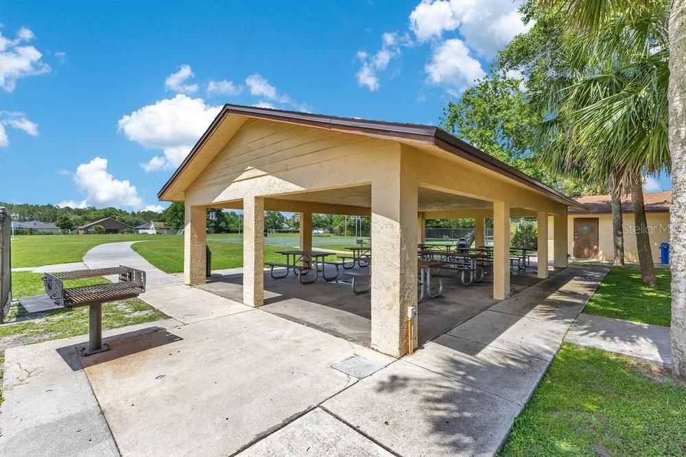 For Sale: $300,000 (3 beds, 2 baths, 1626 Square Feet)