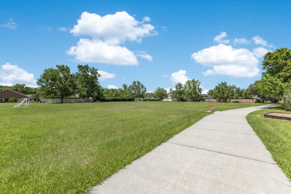 For Sale: $300,000 (3 beds, 2 baths, 1626 Square Feet)