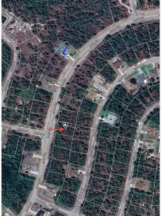 На продажу: $23,900 (0.26 acres)