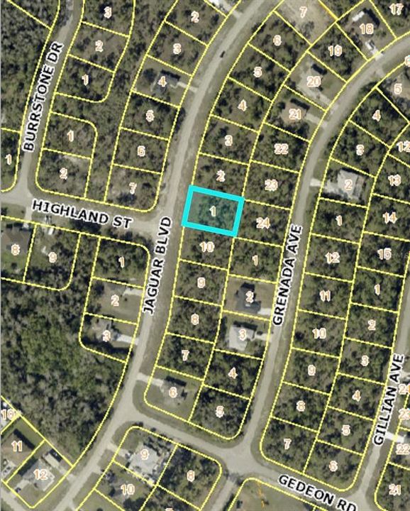 На продажу: $23,900 (0.26 acres)