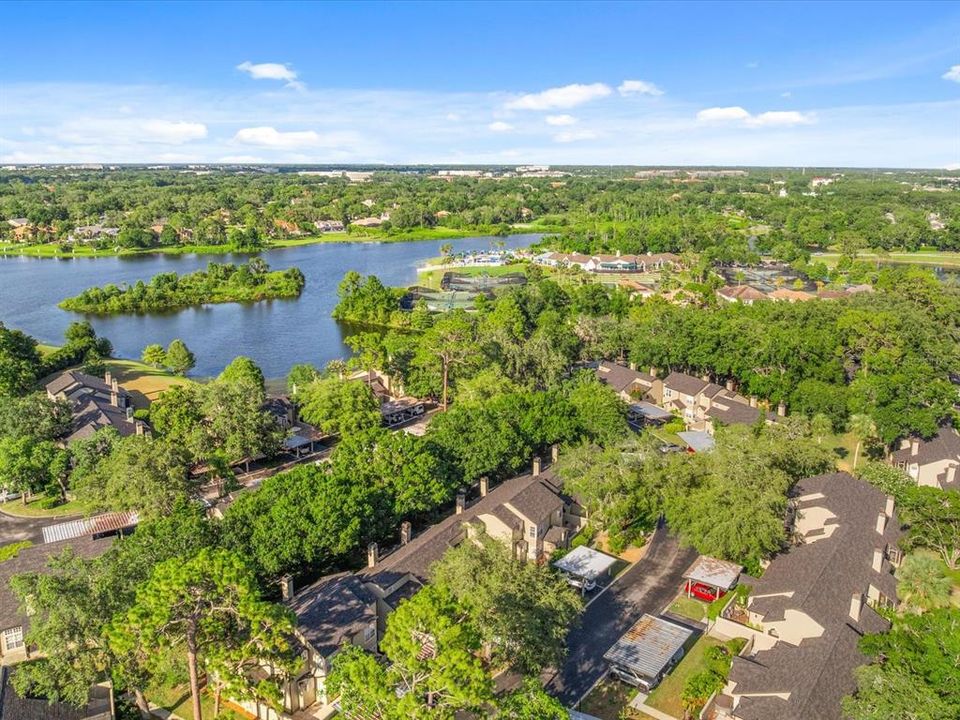 Active With Contract: $238,000 (1 beds, 1 baths, 832 Square Feet)