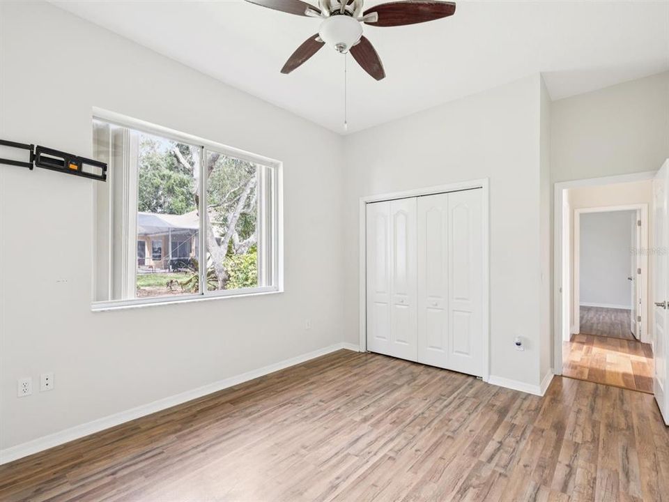 En Venta: $1,095,000 (4 camas, 3 baños, 2787 Pies cuadrados)