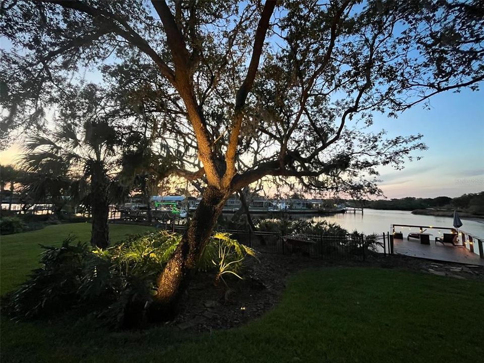 En Venta: $1,095,000 (4 camas, 3 baños, 2787 Pies cuadrados)