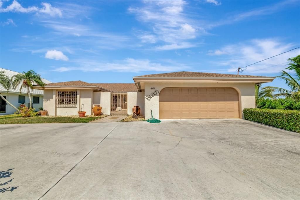 На продажу: $1,350,000 (3 спален, 3 ванн, 2328 Квадратных фут)