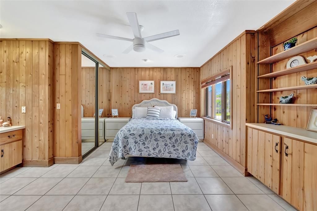 На продажу: $1,350,000 (3 спален, 3 ванн, 2328 Квадратных фут)