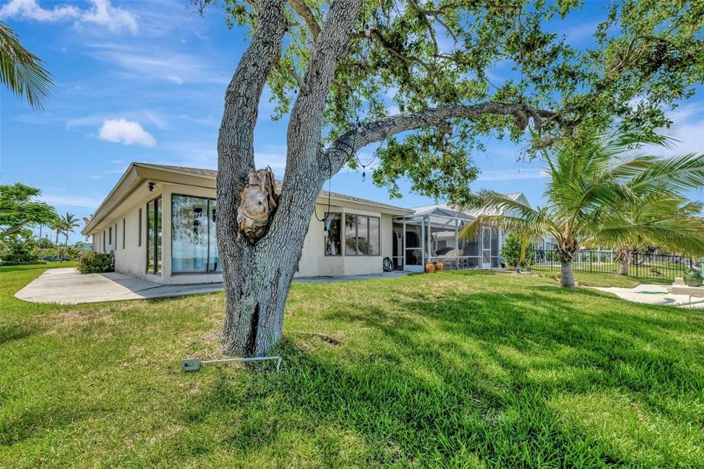 На продажу: $1,350,000 (3 спален, 3 ванн, 2328 Квадратных фут)