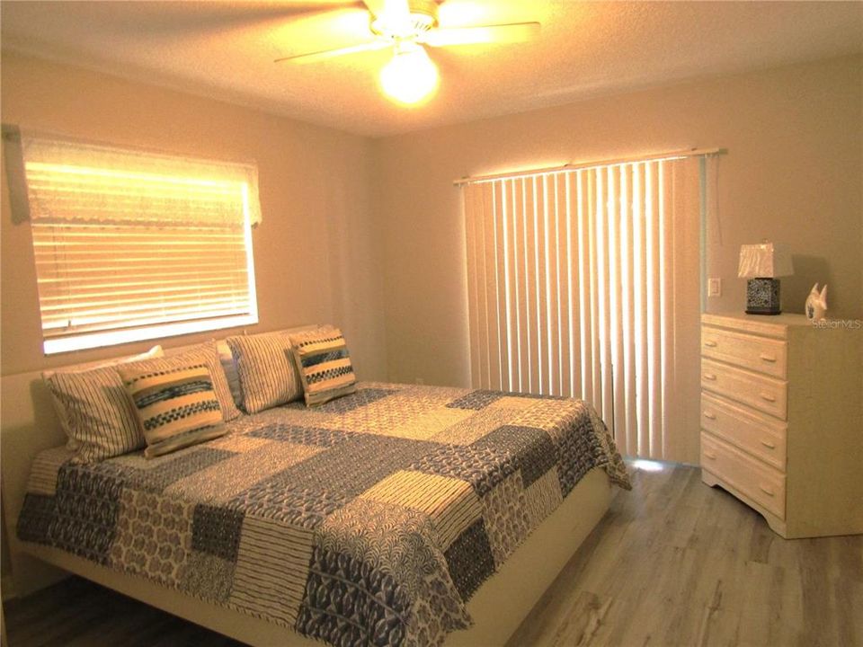 For Rent: $3,200 (3 beds, 2 baths, 1458 Square Feet)