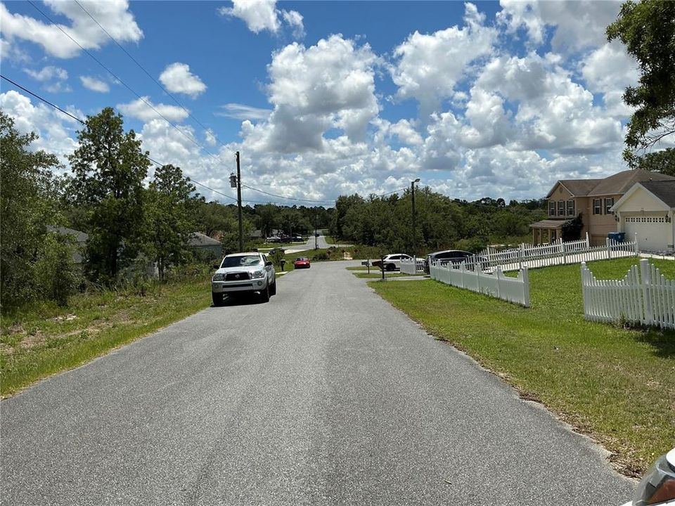 На продажу: $47,000 (0.46 acres)