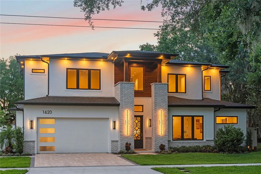 For Sale: $2,300,000 (5 beds, 5 baths, 4146 Square Feet)