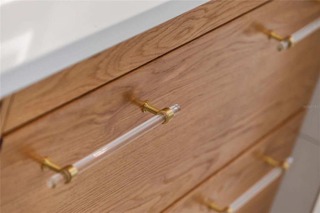 For Sale: $2,300,000 (5 beds, 5 baths, 4146 Square Feet)