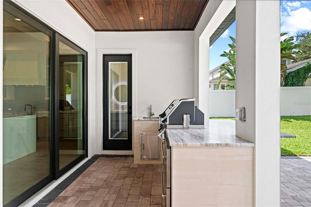 For Sale: $2,300,000 (5 beds, 5 baths, 4146 Square Feet)