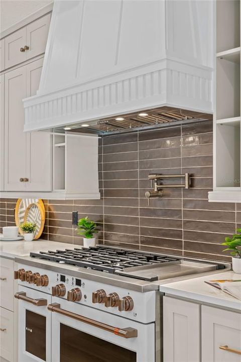 For Sale: $2,300,000 (5 beds, 5 baths, 4146 Square Feet)