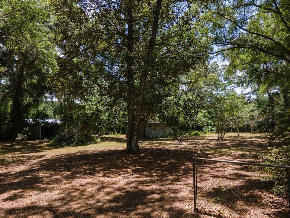 En Venta: $59,900 (0.64 acres)