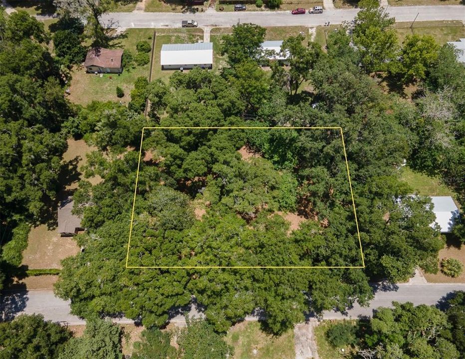 En Venta: $59,900 (0.64 acres)