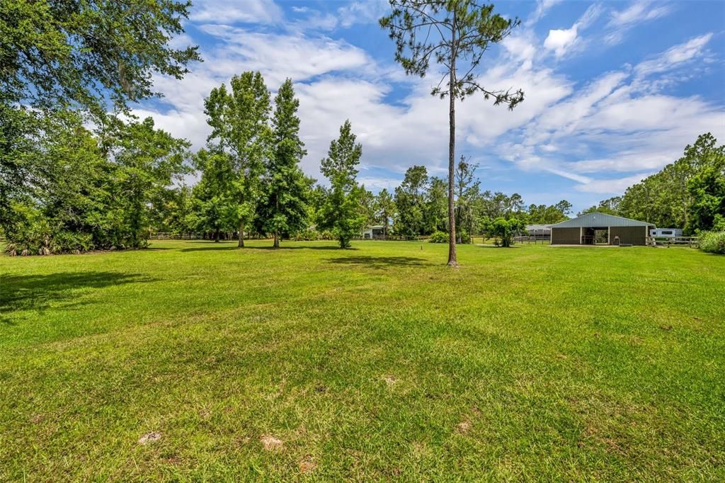 Activo con contrato: $1,200,000 (3 camas, 2 baños, 2566 Pies cuadrados)