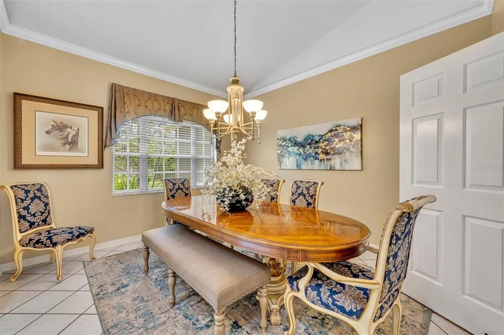 Activo con contrato: $1,200,000 (3 camas, 2 baños, 2566 Pies cuadrados)