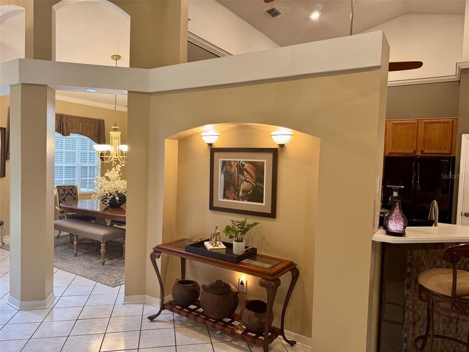 Activo con contrato: $1,200,000 (3 camas, 2 baños, 2566 Pies cuadrados)