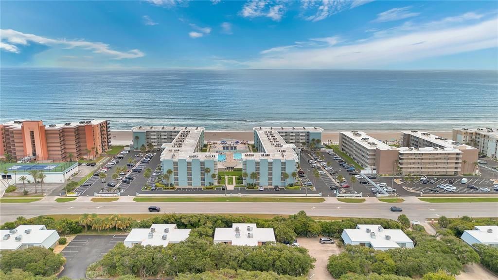 На продажу: $375,000 (2 спален, 2 ванн, 1188 Квадратных фут)