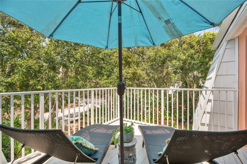 На продажу: $375,000 (2 спален, 2 ванн, 1188 Квадратных фут)