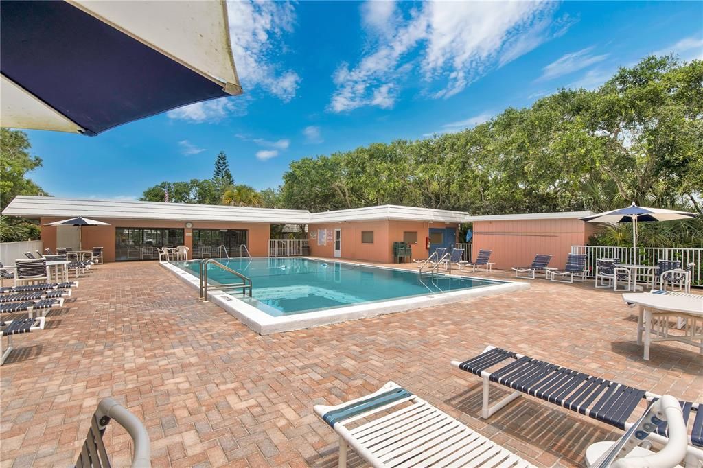 На продажу: $375,000 (2 спален, 2 ванн, 1188 Квадратных фут)