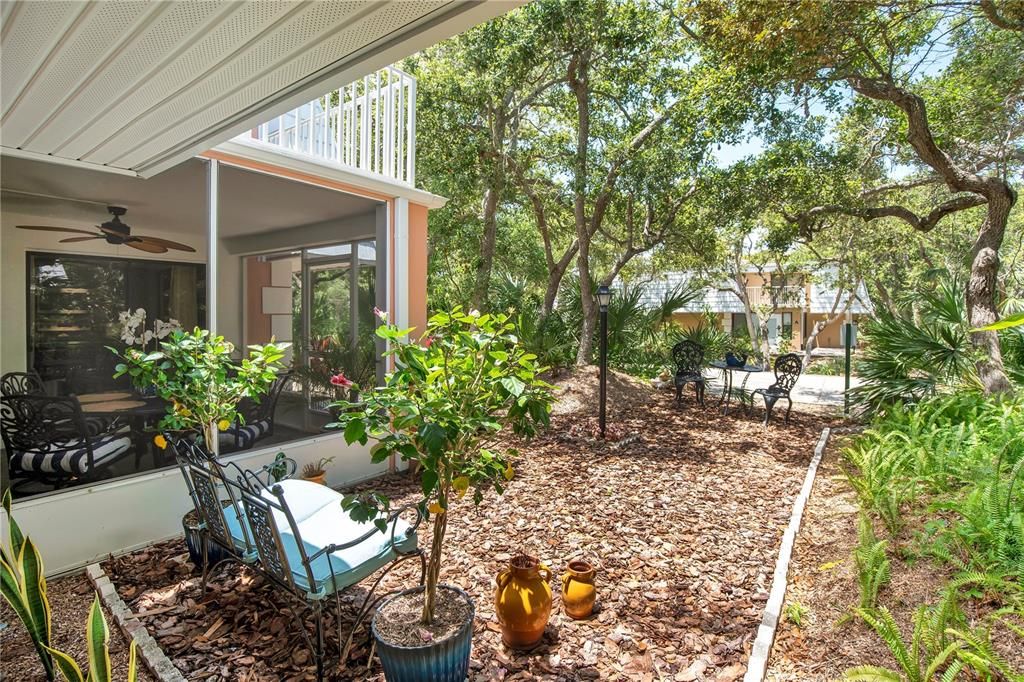 На продажу: $375,000 (2 спален, 2 ванн, 1188 Квадратных фут)