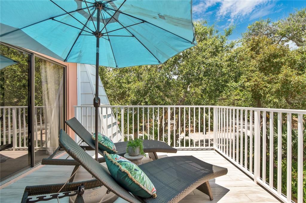 На продажу: $375,000 (2 спален, 2 ванн, 1188 Квадратных фут)