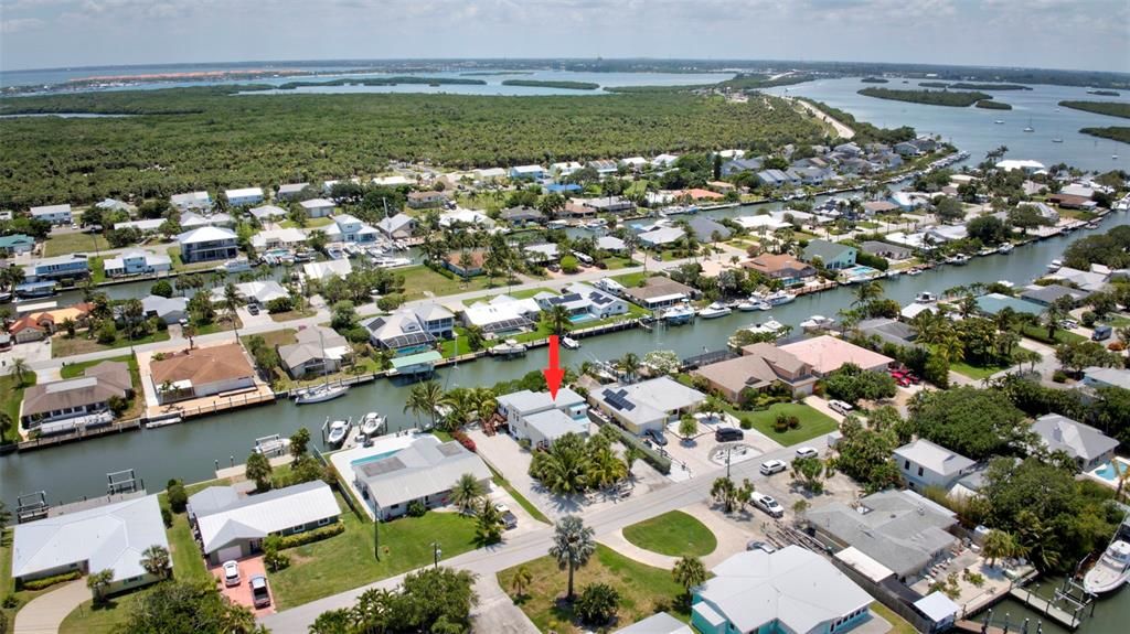 待售: $990,000 (4 贝兹, 3 浴室, 2572 平方英尺)