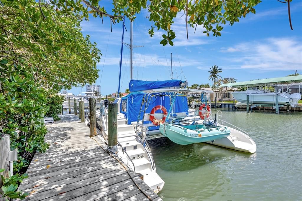 待售: $990,000 (4 贝兹, 3 浴室, 2572 平方英尺)