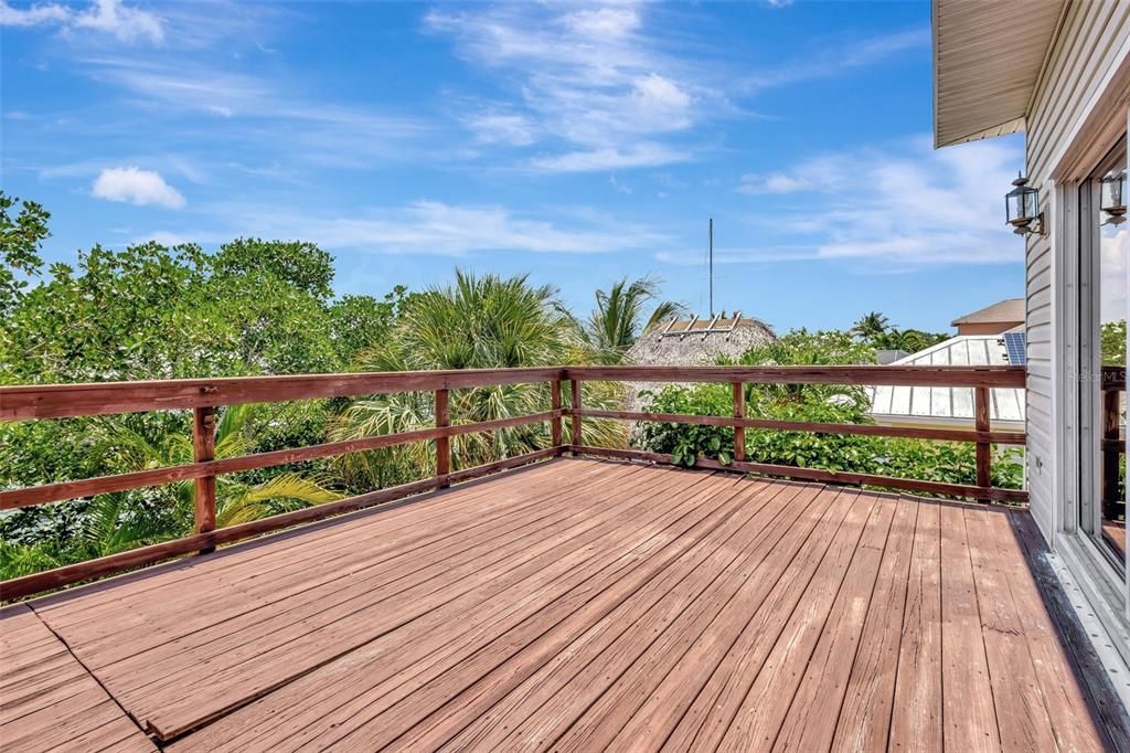 待售: $990,000 (4 贝兹, 3 浴室, 2572 平方英尺)