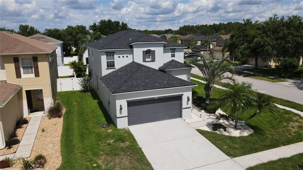 Activo con contrato: $399,900 (5 camas, 3 baños, 2657 Pies cuadrados)