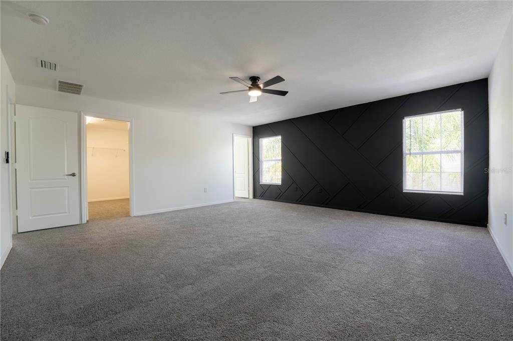 Activo con contrato: $399,900 (5 camas, 3 baños, 2657 Pies cuadrados)