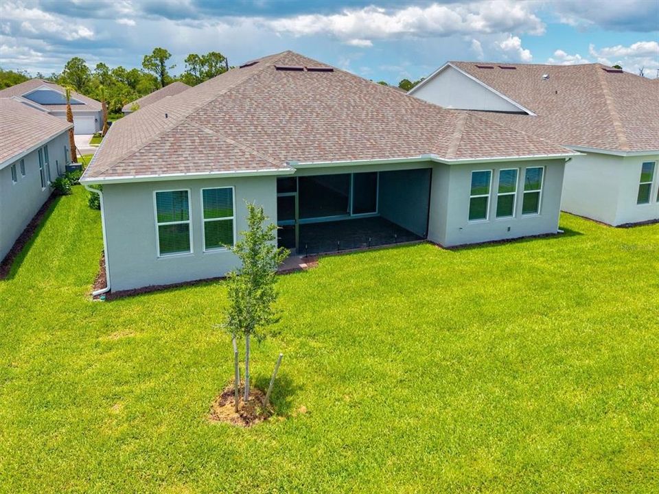 合同活跃: $449,000 (4 贝兹, 4 浴室, 2920 平方英尺)