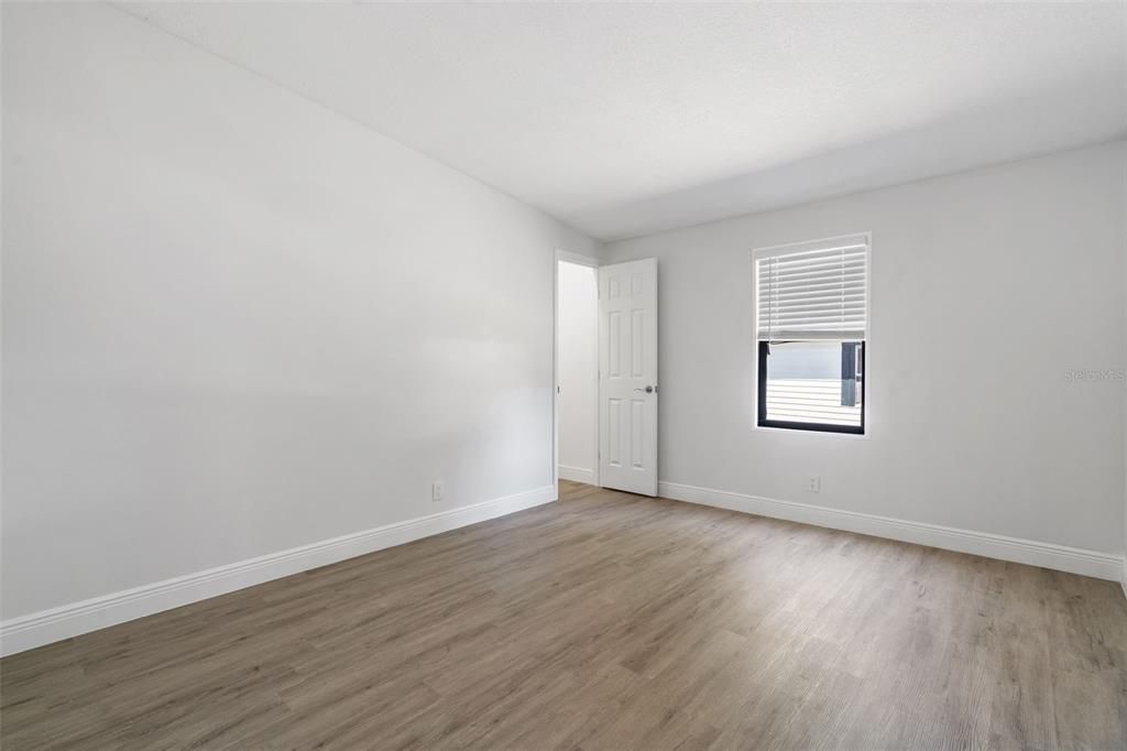 Activo con contrato: $274,900 (3 camas, 2 baños, 1512 Pies cuadrados)