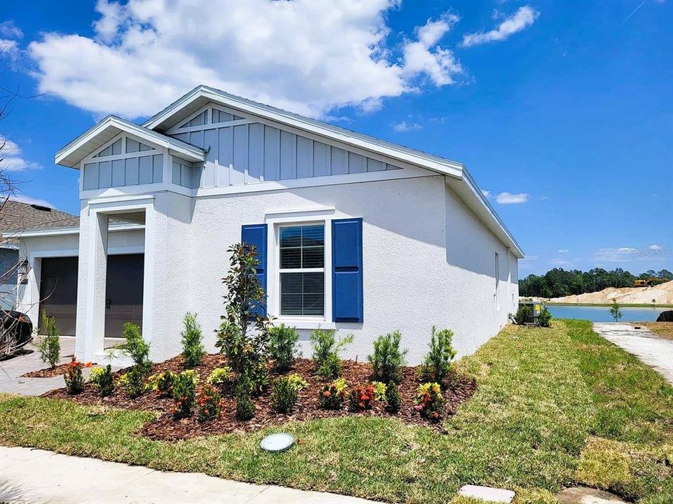 Под контрактом: $2,300 (3 спален, 2 ванн, 1555 Квадратных фут)